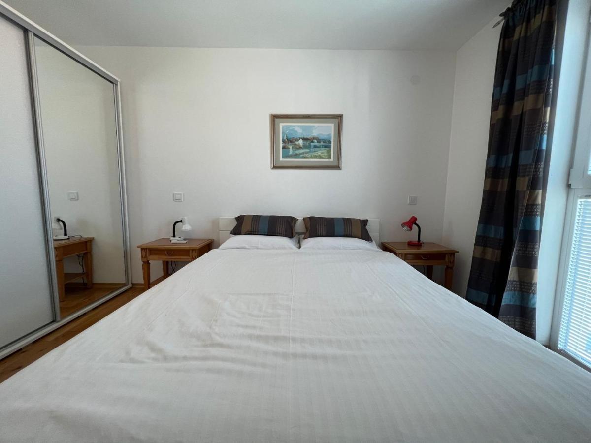 Apartman Sven Малинска Экстерьер фото